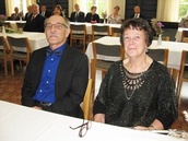 uusi istumajärjestys edellämainituilla.