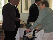 Ja sitten alkoi kahvitilaisuus..