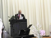 Puheenjohtaja avaa tilaisuuden  